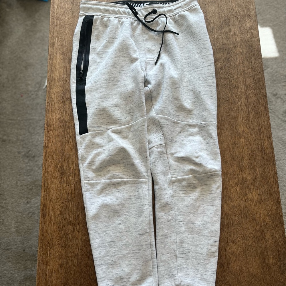 MEN’S AMERICAN EAGLE JOGGERS